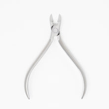 Light wire plier